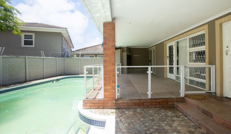 To Let 3 Bedroom Property for Rent in Selborne Eastern Cape